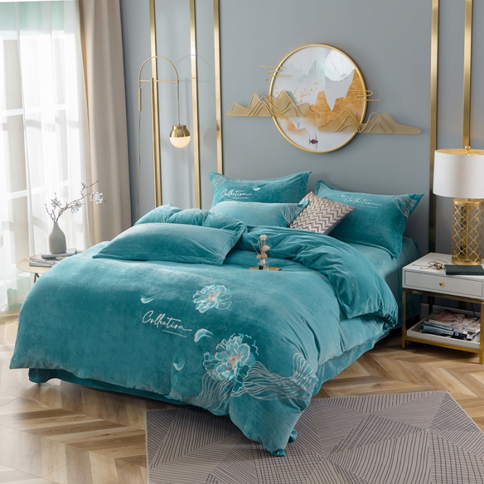 91家纺网 家纺一手货源 找家纺 佳梦家纺 2021新款婴儿绒刺绣款四件套 绿色