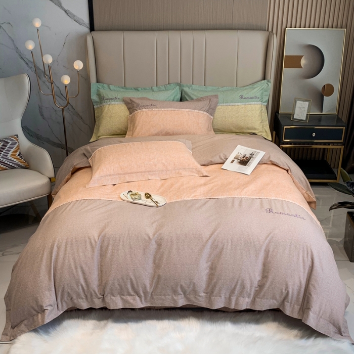 91家纺网 家纺一手货源 找家纺 榻尚家居新款80长绒棉贡缎磨毛小香风全棉加厚磨毛四件套 浅豆沙