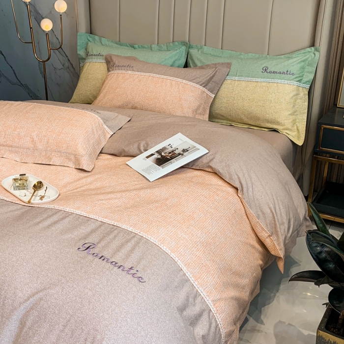 91家纺网 家纺一手货源 找家纺 榻尚家居新款80长绒棉贡缎磨毛小香风全棉加厚磨毛四件套 浅豆沙