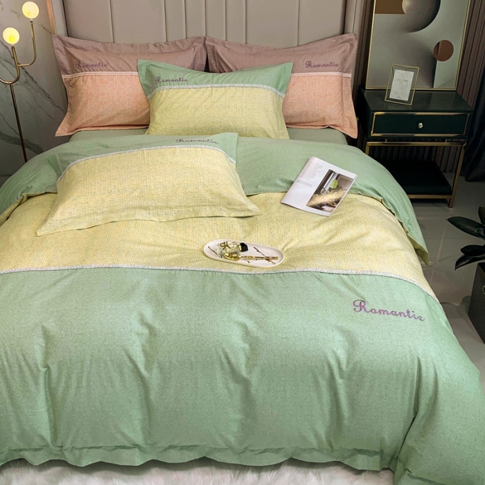 91家纺网 家纺一手货源 找家纺 榻尚家居新款80长绒棉贡缎磨毛小香风全棉加厚磨毛四件套 浅绿