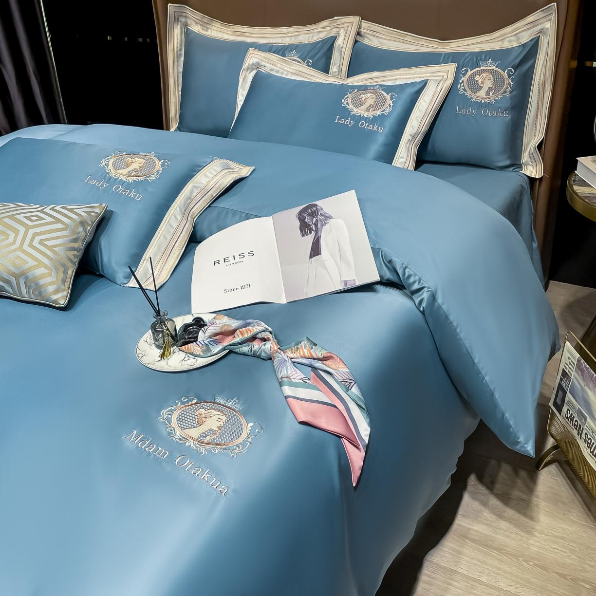 91家纺网 家纺一手货源 找家纺 宅家居 新款臻品真丝刺绣四件套 蜜雪公主-宾利蓝