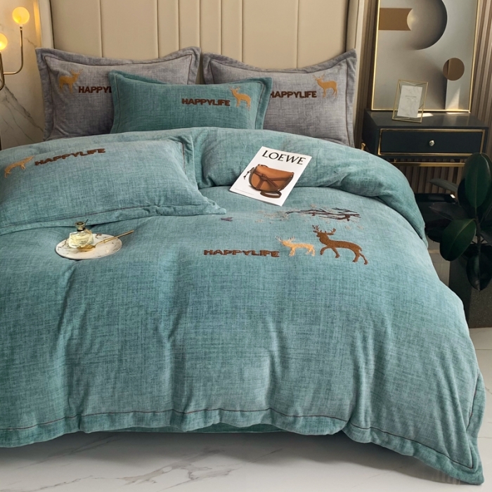 91家纺网 家纺一手货源 找家纺 榻尚2021新款高克重婴肤绒牛奶绒毛巾绣高端四件套 黛色小鹿