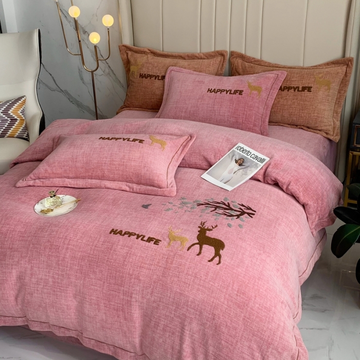 91家纺网 家纺一手货源 找家纺 榻尚2021新款高克重婴肤绒牛奶绒毛巾绣高端四件套 粉色小鹿