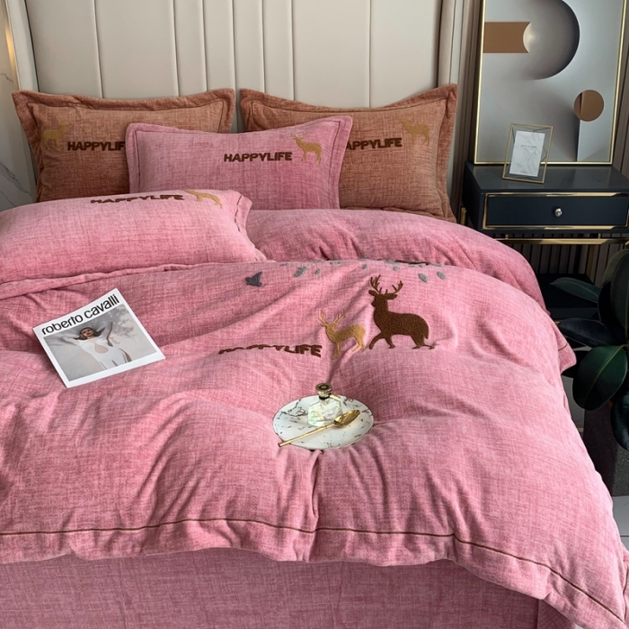 91家纺网 家纺一手货源 找家纺 榻尚2021新款高克重婴肤绒牛奶绒毛巾绣高端四件套 粉色小鹿