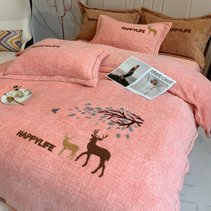 91家纺网 家纺一手货源 找家纺 榻尚2021新款高克重婴肤绒牛奶绒毛巾绣高端四件套 橘色小鹿