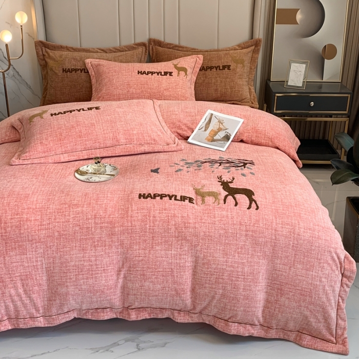 91家纺网 家纺一手货源 找家纺 榻尚新款高克重婴肤绒四件套肌理纹理毛巾绣风格2 橘色小鹿