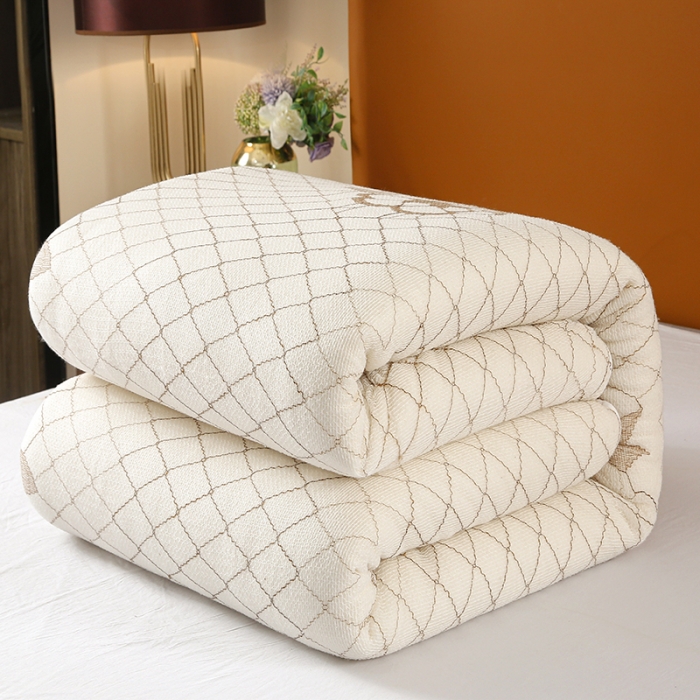 91家纺网 家纺一手货源 找家纺 棉造家居 钻石网提花网纱新疆棉花被200条起订白色100%