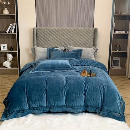 91家纺网 家纺一手货源 找家纺 榻尚 2021新款婴儿绒牛奶绒纯色镂空高端绒四件套 宝石蓝