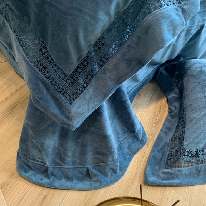 91家纺网 家纺一手货源 找家纺 榻尚 2021新款婴儿绒牛奶绒纯色镂空高端绒四件套 宝石蓝