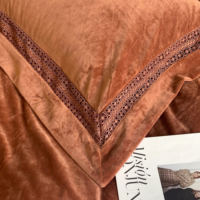 91家纺网 家纺一手货源 找家纺 榻尚 2021新款婴儿绒牛奶绒纯色镂空高端绒四件套 卡其槟