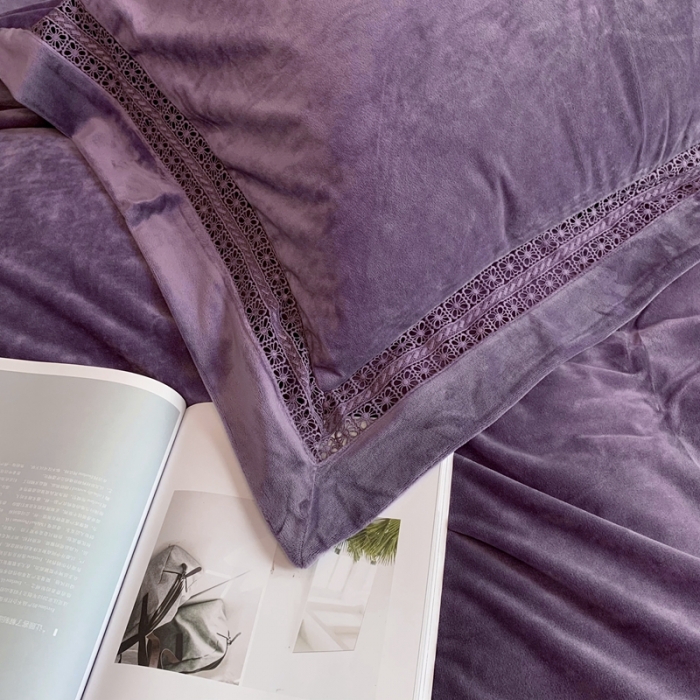 91家纺网 家纺一手货源 找家纺 榻尚 2021新款婴儿绒牛奶绒纯色镂空高端绒四件套 气质紫