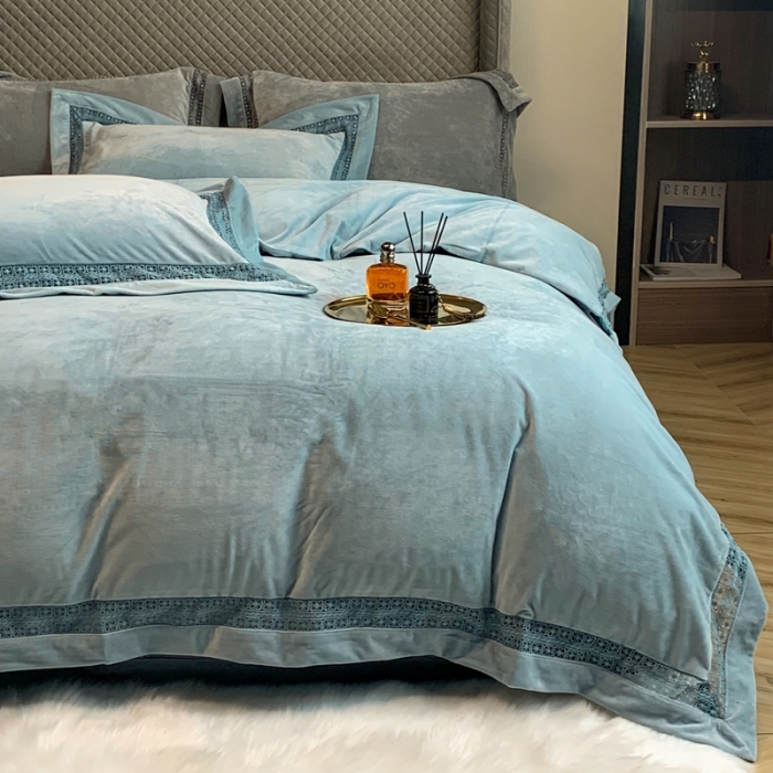 91家纺网 家纺一手货源 找家纺 榻尚 2021新款婴儿绒牛奶绒纯色镂空高端绒四件套 月光绿