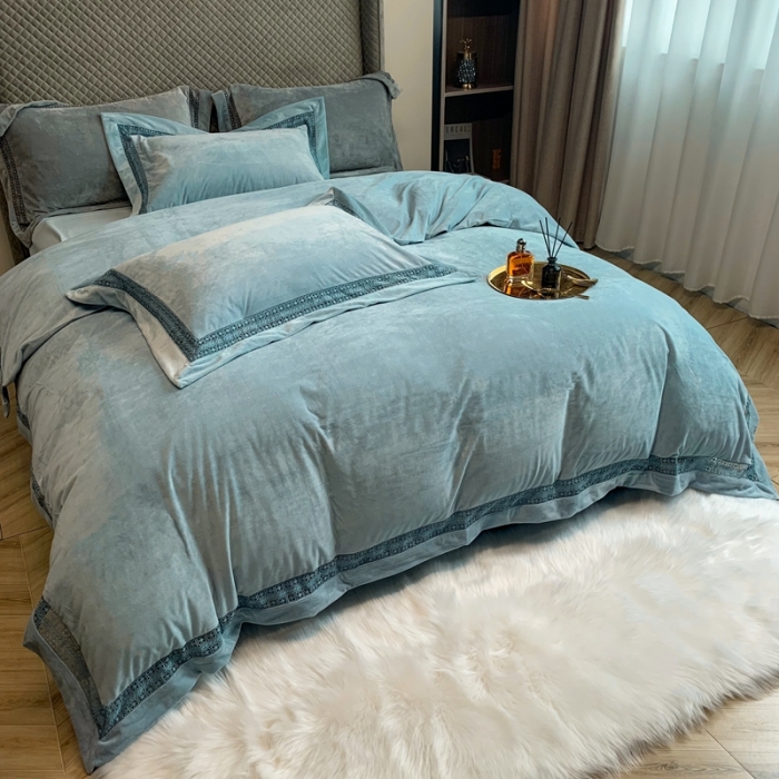 91家纺网 家纺一手货源 找家纺 榻尚 2023新款婴儿绒牛奶绒纯色镂空高端绒四件套 月光绿