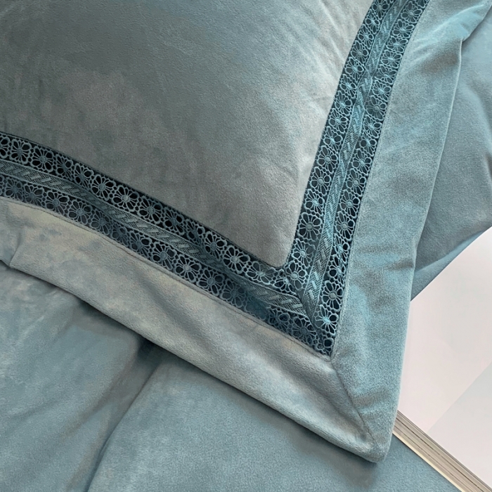 91家纺网 家纺一手货源 找家纺 榻尚 2023新款婴儿绒牛奶绒纯色镂空高端绒四件套 月光绿