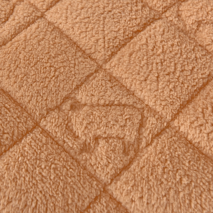 91家纺网 家纺一手货源 找家纺 豪选家纺 2026新款保暖羊羔绒夹棉床笠床垫保护套 驼色