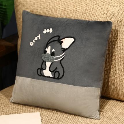 91家纺网 家纺一手货源 找家纺 仟亿莱 2021新款拼色毛巾绣卡通抱枕套 二哈