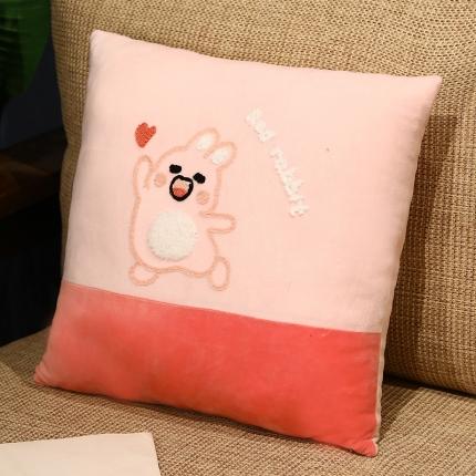 91家纺网 家纺一手货源 找家纺 （总）仟亿莱 2021新款拼色毛巾绣卡通抱枕套