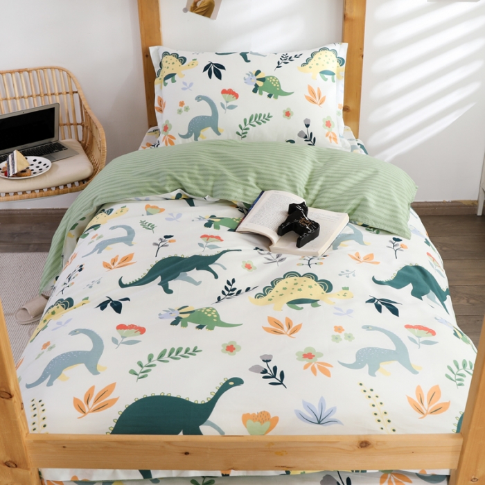 91家纺网 家纺一手货源 找家纺 铭成家纺2021新款全棉印花学生三件套 恐龙天地