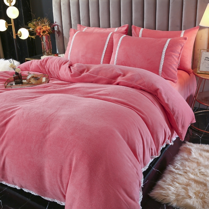 91家纺网 家纺一手货源 找家纺 琪琪阁家纺 2021新款纯色牛奶绒四件套 西瓜红