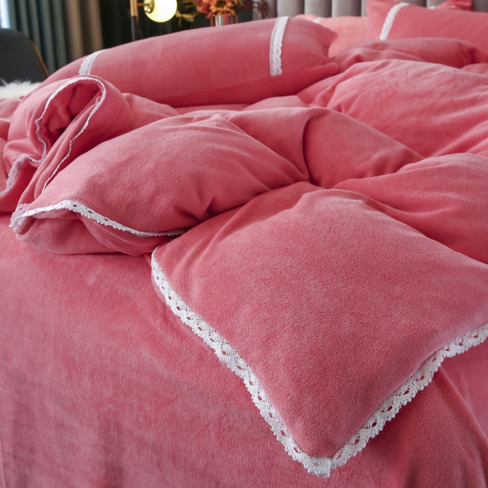 91家纺网 家纺一手货源 找家纺 琪琪阁家纺 2021新款纯色牛奶绒四件套 西瓜红