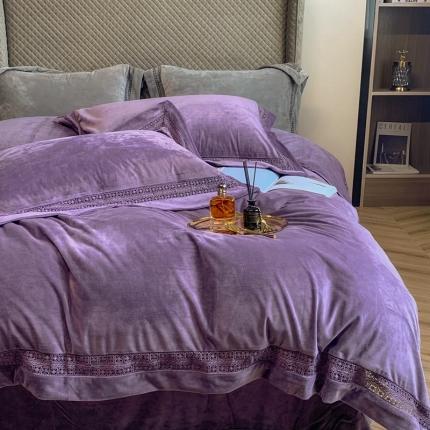 91家纺网 家纺一手货源 找家纺 榻尚 2023新款婴儿绒牛奶绒纯色镂空高端绒四件套 气质紫