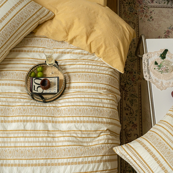 91家纺网 家纺一手货源 找家纺 恋恋三季色织提花工艺款林深时见鹿系列四件套棚拍图奶茶