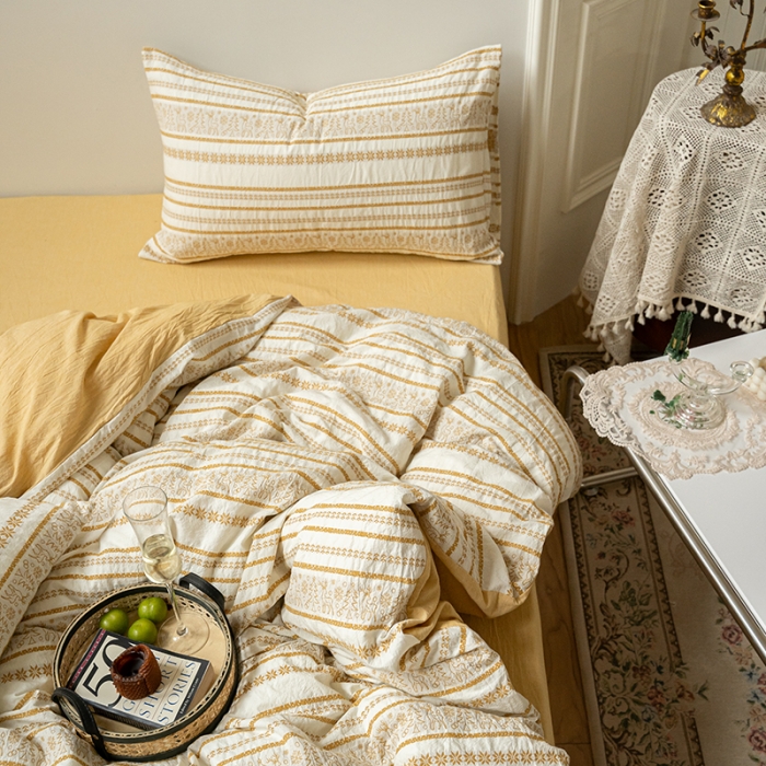 91家纺网 家纺一手货源 找家纺 恋恋三季色织提花工艺款林深时见鹿系列四件套棚拍图奶茶