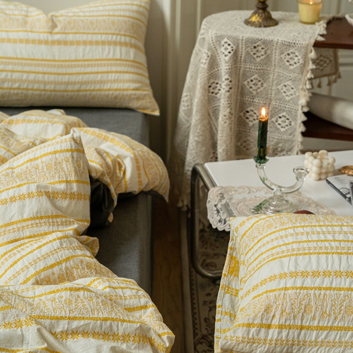 91家纺网 家纺一手货源 找家纺 恋恋三季色织提花工艺款林深时见鹿系列四件套棚拍图嫩黄