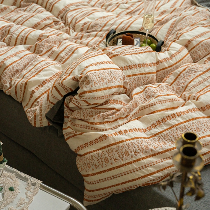 91家纺网 家纺一手货源 找家纺 恋恋三季色织提花工艺款林深时见鹿系列四件套棚拍图棕桔