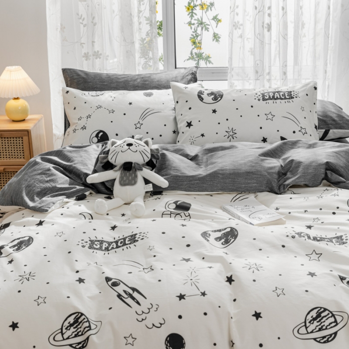 91家纺网 家纺一手货源 找家纺 感遇家纺 2021新款小清新卡通系列四件套快乐星球