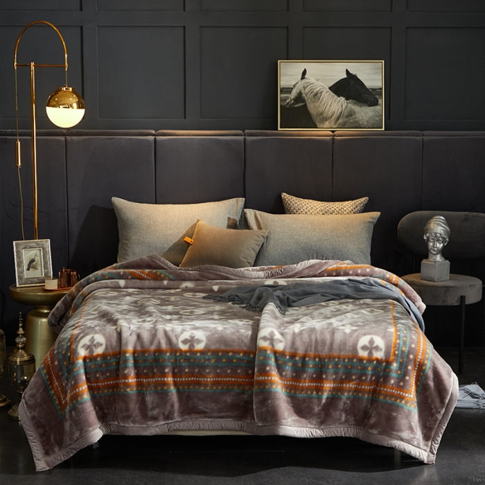 91家纺网 家纺一手货源 找家纺 凯轩毛毛毯毯子 2024新款安哥拉云毛毯毯子 时尚元素