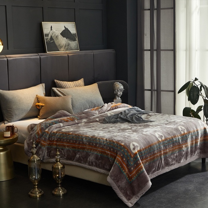 91家纺网 家纺一手货源 找家纺 凯轩毛毛毯毯子 2024新款安哥拉云毛毯毯子 时尚元素