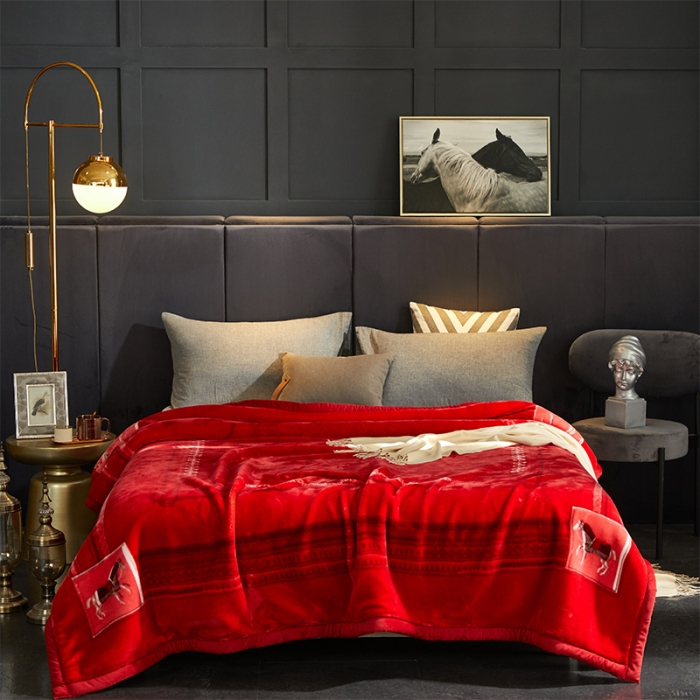 91家纺网 家纺一手货源 找家纺 凯轩毛毛毯毯子 2024新款安哥拉云毛毯毯子 神马曲 红