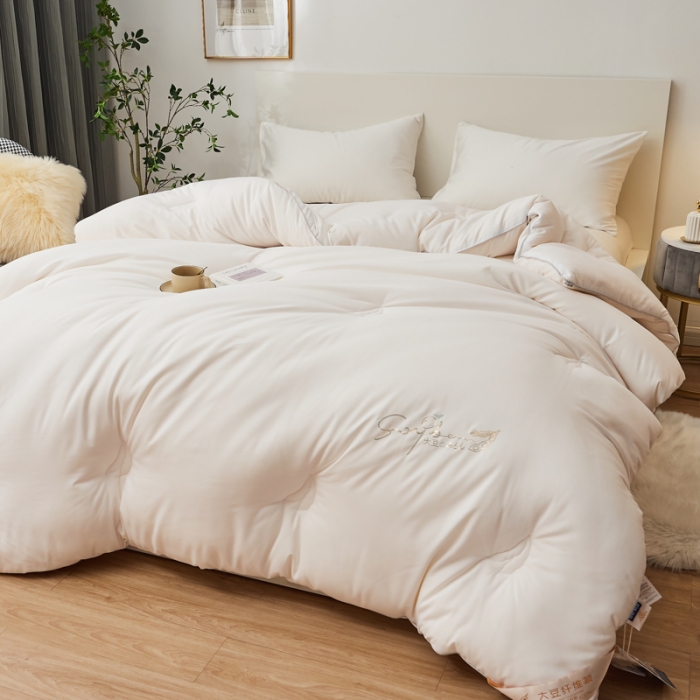 91家纺网 家纺一手货源 找家纺 （总）慕尚 2022新款磨毛镶钻大豆冬被暖色调