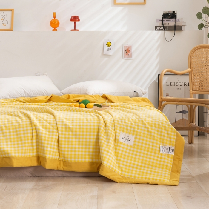 91家纺网 家纺一手货源 找家纺 简色坊2023新款简约风夏凉被 黄小格