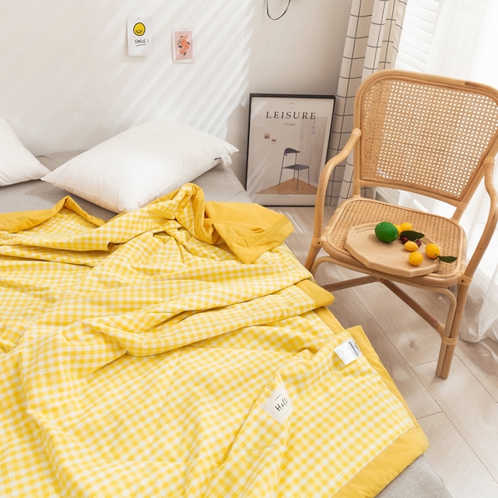 91家纺网 家纺一手货源 找家纺 简色坊2023新款简约风夏凉被 黄小格
