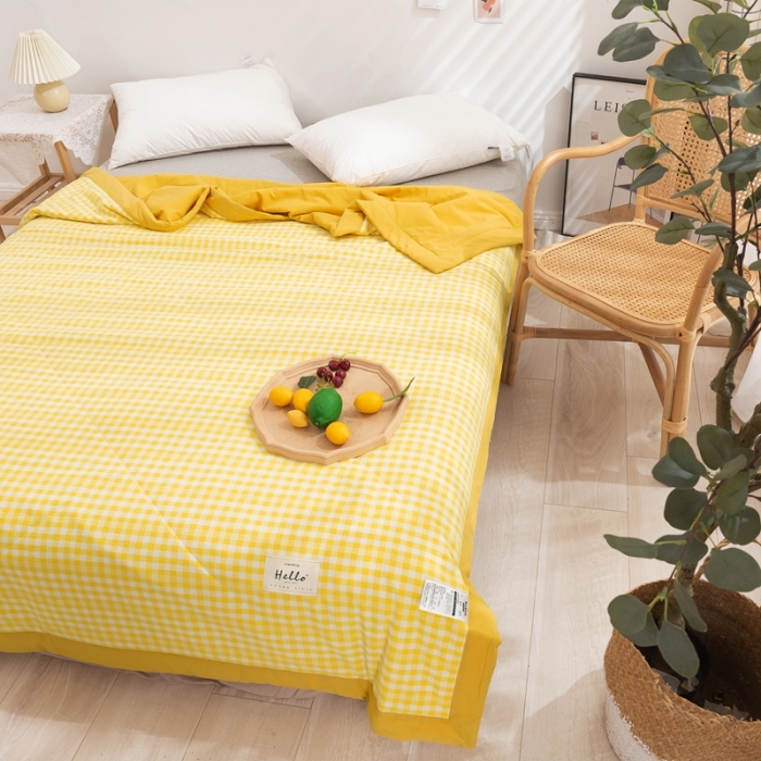 91家纺网 家纺一手货源 找家纺 简色坊2023新款简约风夏凉被 黄小格