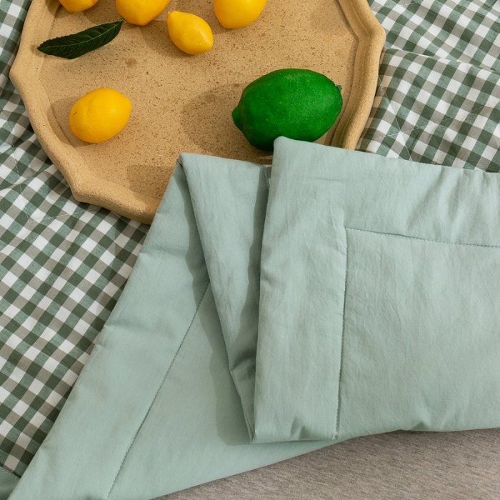 91家纺网 家纺一手货源 找家纺 简色坊2023新款简约风夏凉被 绿小格