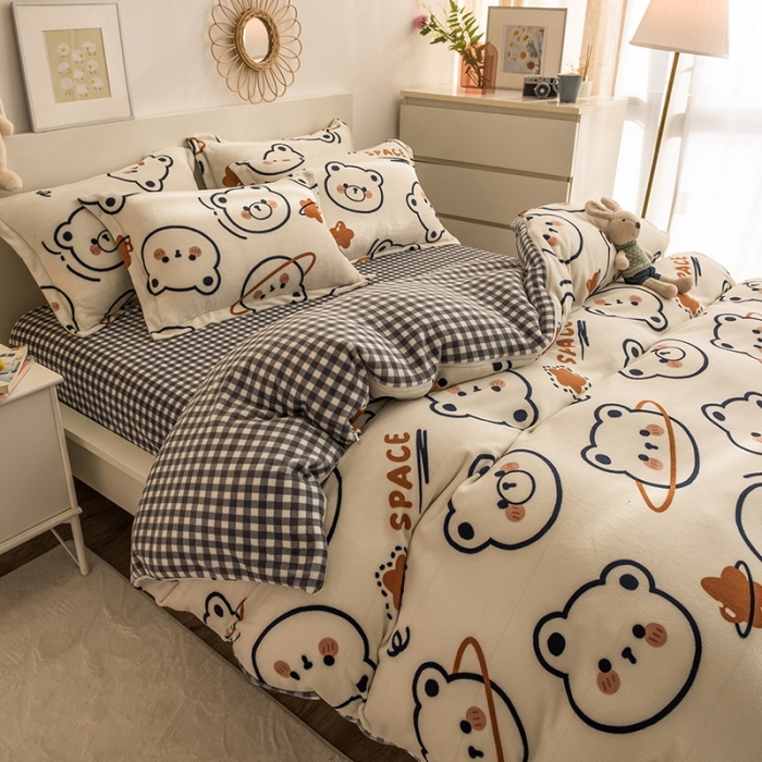 91家纺网 家纺一手货源 找家纺 丝羽坊 2021新款牛奶绒法莱绒保暖套件 太空熊