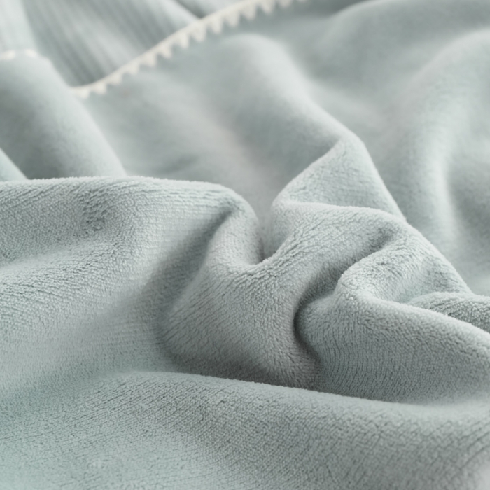 91家纺网 家纺一手货源 找家纺 羋多家纺 2023新款双层牛奶绒华夫格复合毯莫兰迪灰