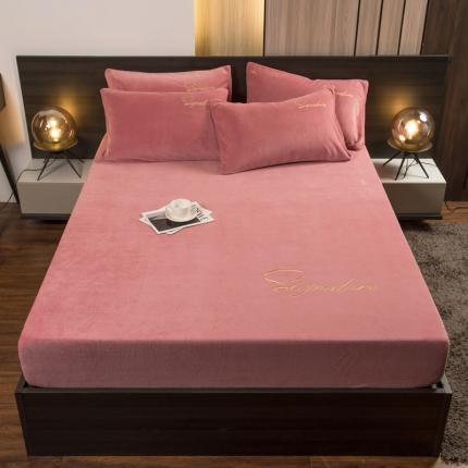 91家纺网 家纺一手货源 找家纺 （总）席世家 新款200g牛奶绒单床笠 单品绣花床笠网红直播