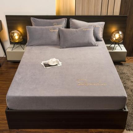 91家纺网 家纺一手货源 找家纺 （总）席世家 新款200g牛奶绒单床笠 单品绣花床笠网红直播