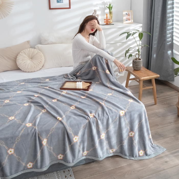 91家纺网 家纺一手货源 找家纺 羋多 2023新款冰貂绒法莱绒毛毯欧风尚