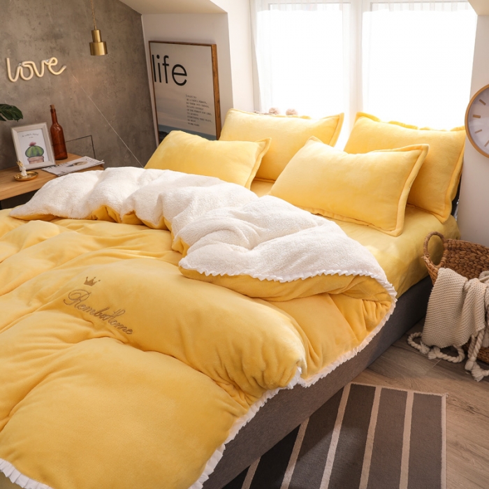 91家纺网 家纺一手货源 找家纺 简爱家纺 2025新款法莱绒羊羔绒四件套 回忆-鹅黄