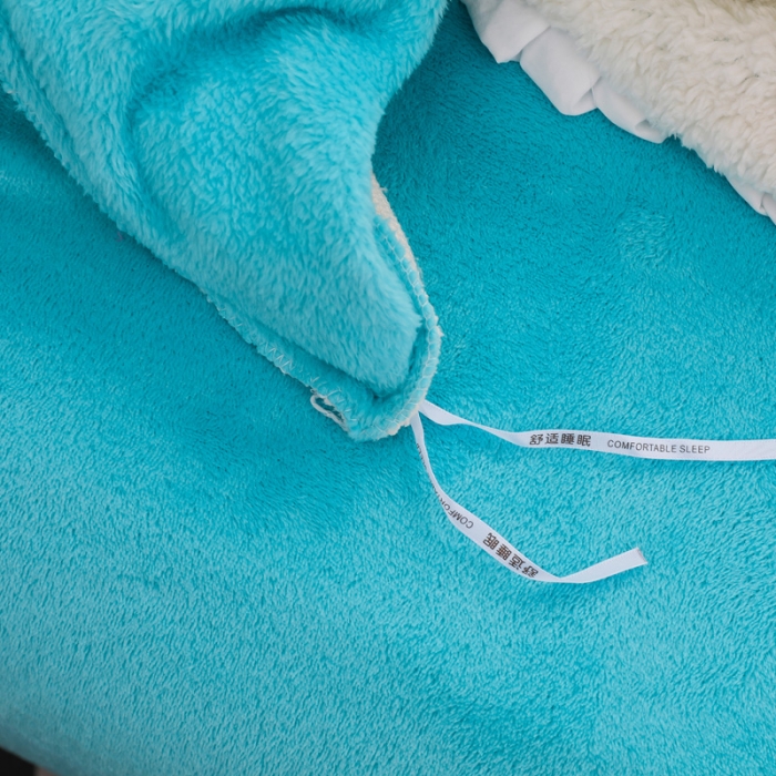 91家纺网 家纺一手货源 找家纺 简爱家纺 2025新款法莱绒羊羔绒四件套 回忆-湖蓝