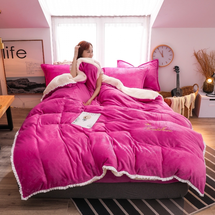 91家纺网 家纺一手货源 找家纺 简爱家纺 2025新款法莱绒羊羔绒四件套 回忆-玫红