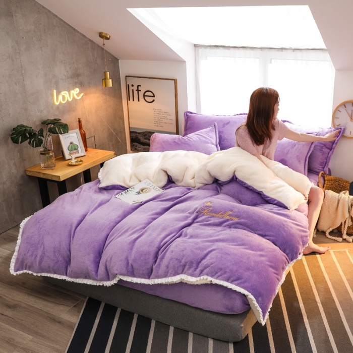 91家纺网 家纺一手货源 找家纺 简爱家纺 2025新款法莱绒羊羔绒四件套 回忆-浅紫