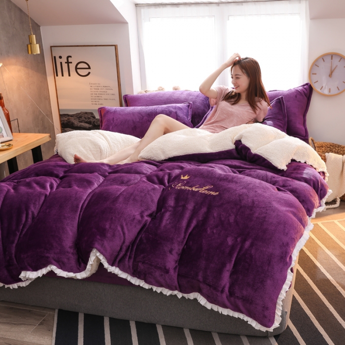 91家纺网 家纺一手货源 找家纺 简爱家纺 2025新款法莱绒羊羔绒四件套 回忆-深紫