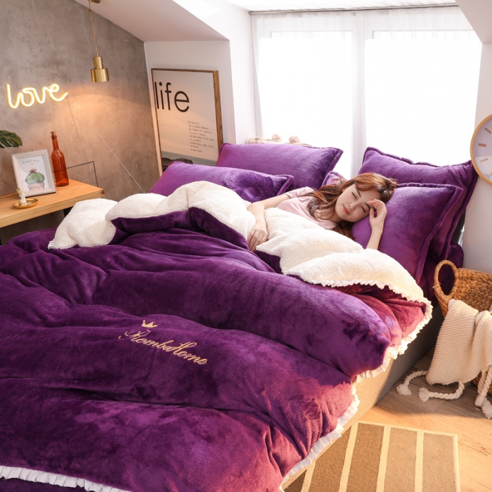 91家纺网 家纺一手货源 找家纺 简爱家纺 2025新款法莱绒羊羔绒四件套 回忆-深紫
