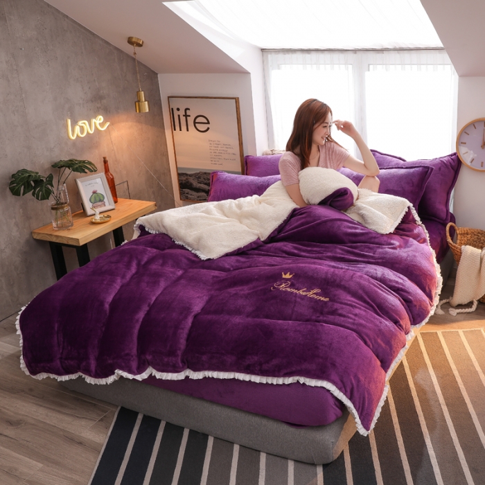 91家纺网 家纺一手货源 找家纺 简爱家纺 2025新款法莱绒羊羔绒四件套 回忆-深紫
